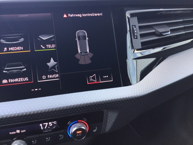 A1 Sportback 25 TFSI S-tronic S-LINE/NAV/SHZ