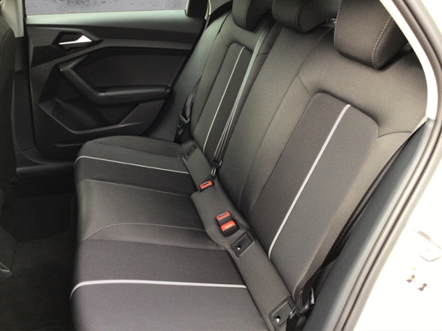 A1 Sportback advanced 30 TFSI 2-Zonen/SHZ KLIMA 