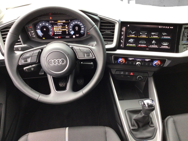 A1 Sportback advanced 30 TFSI 2-Zonen/SHZ KLIMA 