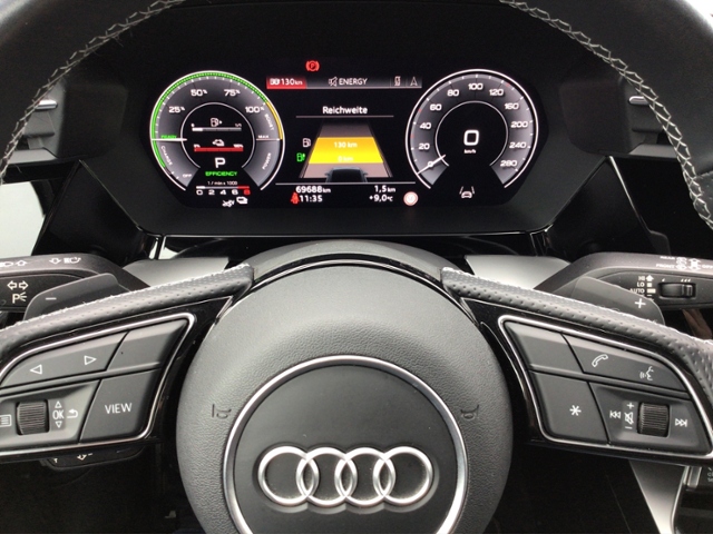 A3 Sportback 45 TFSIe S-LINE/LED/RFK/NAV