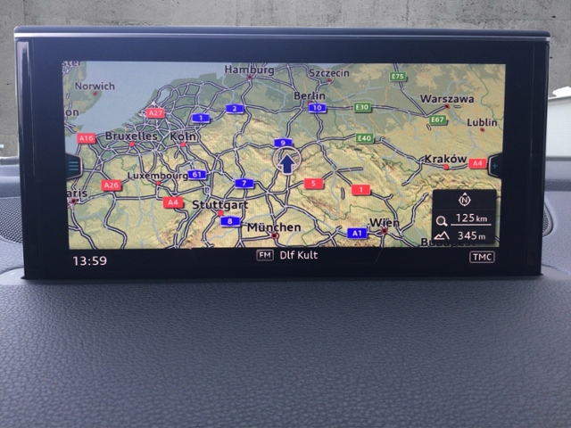 Q7 3.0 TDI qua tiptron/Matrix/7-Sitze/STHZ quatt