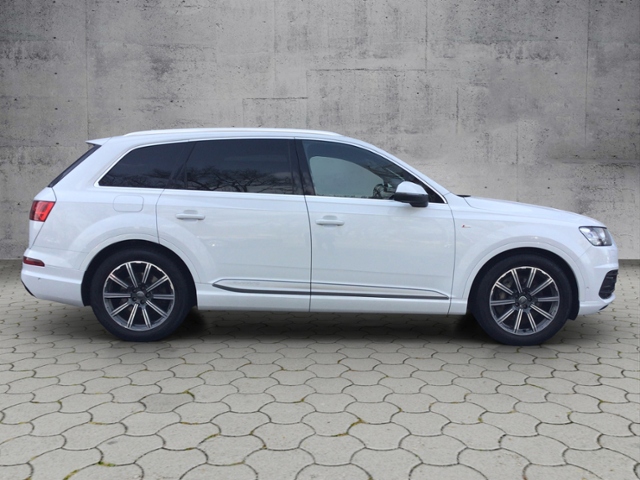 Q7 3.0 TDI qua tiptron/Matrix/7-Sitze/STHZ quatt