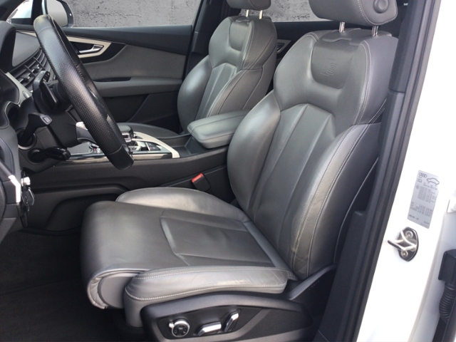 Q7 3.0 TDI qua tiptron/Matrix/7-Sitze/STHZ quatt