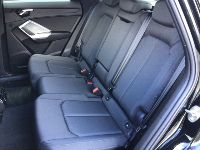 Q3 advanced 35TFSI S tronic/Navi/RFK/ACC KLIMA