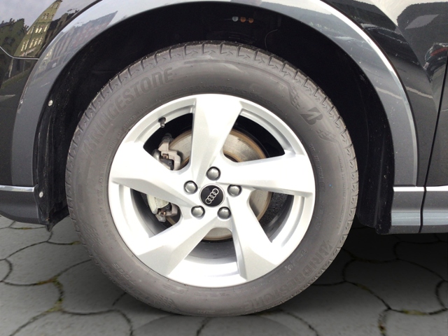 Q3 advanced 35TFSI S tronic/Navi/RFK/ACC KLIMA