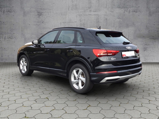 Q3 advanced 35TFSI S tronic/Navi/RFK/ACC KLIMA