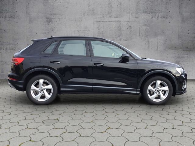 Q3 advanced 35TFSI S tronic/Navi/RFK/ACC KLIMA