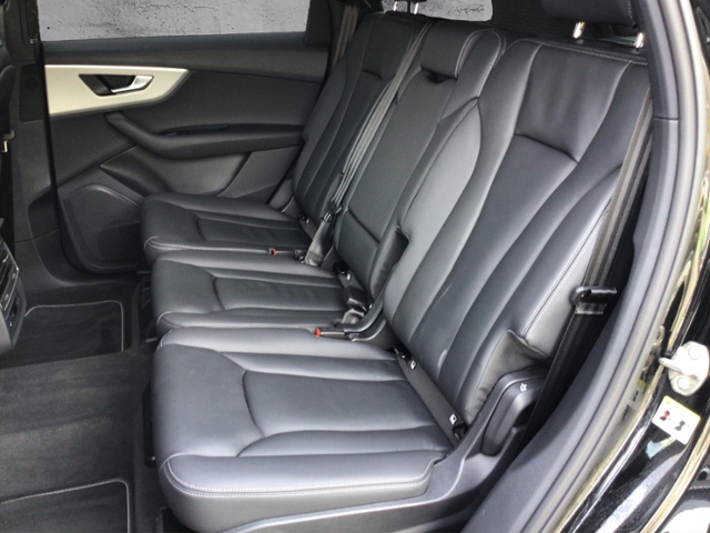 Q7 55TFSIe qua Tiptr. S-LINE/AHK/MATRIX/HUD/PANO