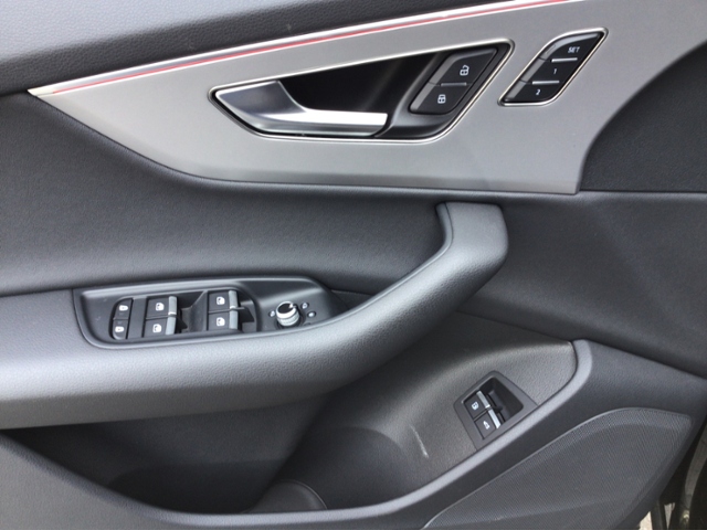 Q7 55TFSIe qua Tiptr. S-LINE/AHK/MATRIX/HUD/PANO