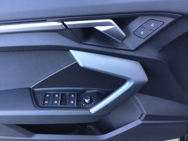 A3 Sportback 30 TDI Business/ACC/SHZ KLIMA NAVI 