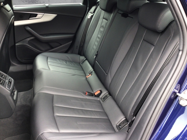 A4 Avant 35 TFSI S-tron S-LINE 5JG/RFK/VORB.AHK