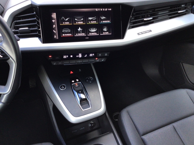 Q4 e-tron 35 55kWh GLANZPAKET/RFK/ACC