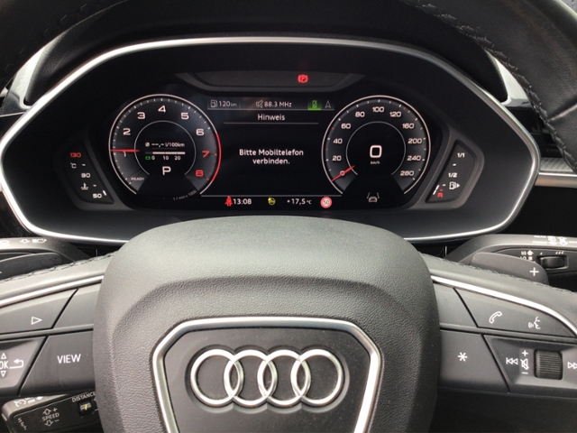 Q3 40 TFSI quat. S-tronic AHK/KAMERA/NAVI/ACC