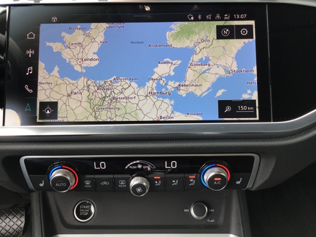 Q3 40 TFSI quat. S-tronic AHK/KAMERA/NAVI/ACC
