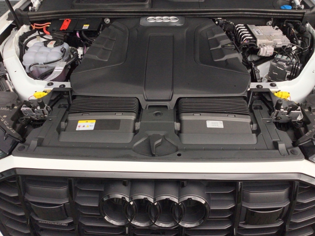 Q7 50 TDI quat. S-LINE COMP.+/STH/AHK/B&O/HDMATR