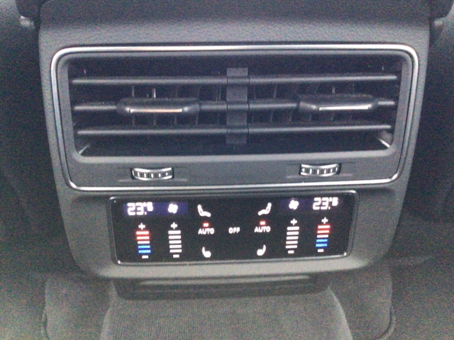 Q7 50 TDI quat. S-LINE COMP.+/STH/AHK/B&O/HDMATR