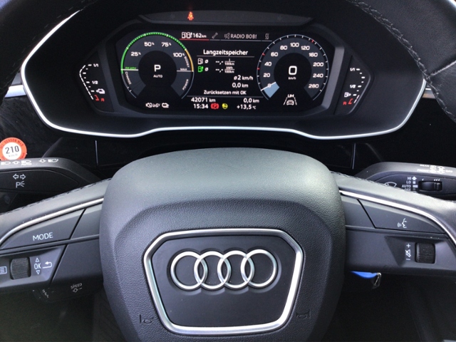 Q3 Sportback 45 TSIe S-tron SHZ/LED/CARPLAY/OPTI