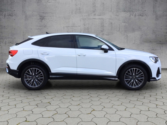 Q3 Sportback 45 TSIe S-tron SHZ/LED/CARPLAY/OPTI