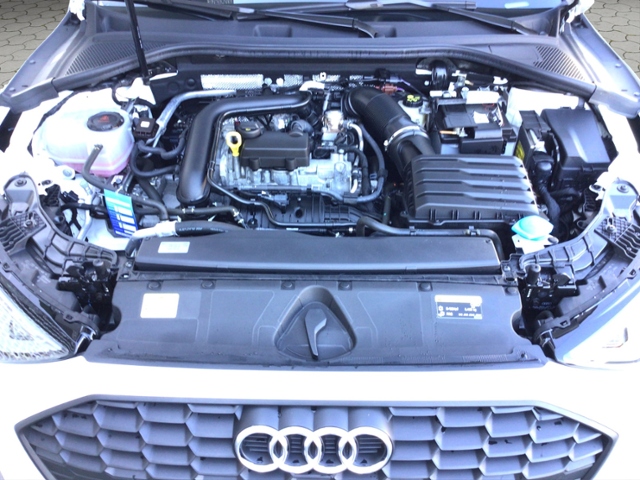 A3 Sportback 30 TFSI S-tronic AHK/LED/SHZ/GRA/PD