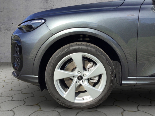 Q5 2.0 TFSI eHybrid quat. S-tron S-LINE STH/B&O