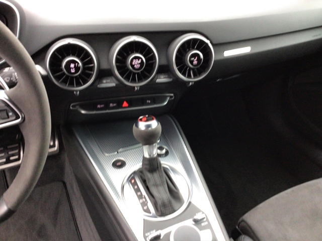 TT RS Roadster 2.5 TFSI quat. S-tron ALC/SHZ/LED