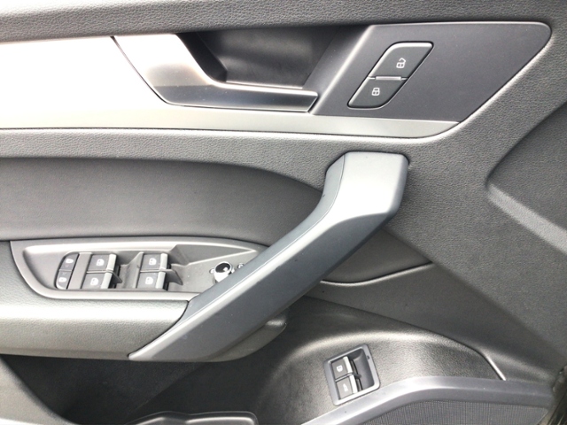 Q5 50 TFSIe quat. S-tronic 5JG/MATRIX/ACC