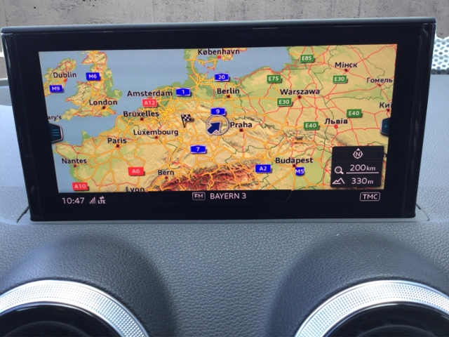 Q2 35 TFSI S-tron S-LINE EL.HECKKL./LEDER