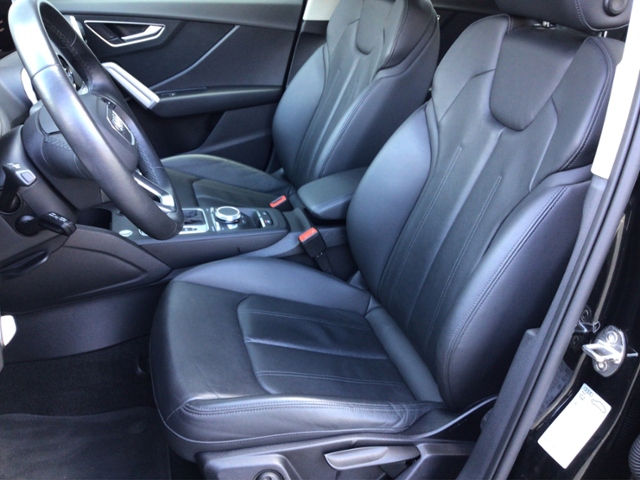 Q2 35 TFSI S-tron S-LINE EL.HECKKL./LEDER