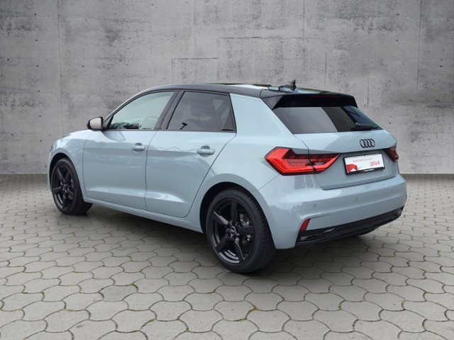 A1 Sportback 30 TFSI advanced S-tronic 5JG/LED/K