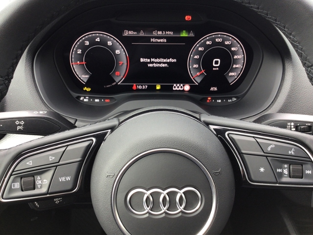Q2 advanced 30 TFSI 5JG/AHK/RFK/PARKEN/EL.HECKKL