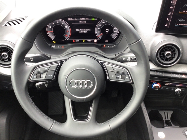 Q2 advanced 30 TFSI 5JG/AHK/RFK/PARKEN/EL.HECKKL