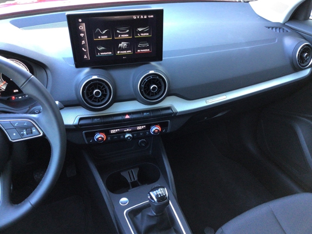 Q2 30 TFSI S-LINE AHK/EL.HECKKL./5JG/LED