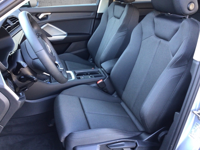 Q3 advanced 35 TFSI S-tronic AHK/ACC/SHZ/PDC+