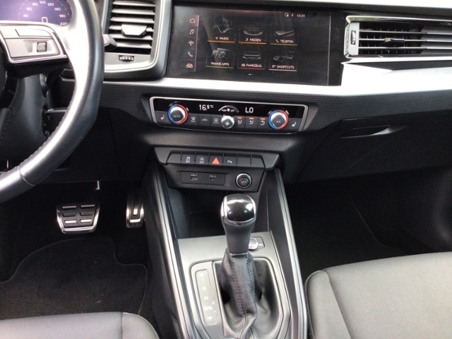 A1 Sportback 35 TFSI S-tronic SHZ/PDC/2-ZONEN
