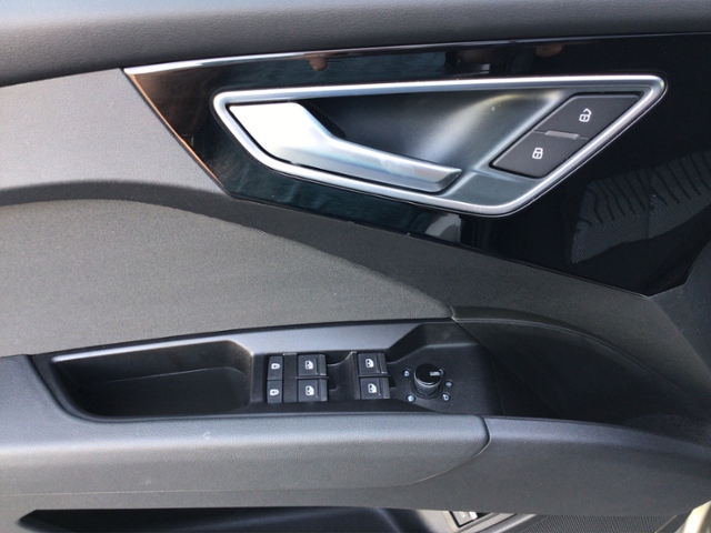 Q4 e-tron 45 82kWh S-LINE STH/DCC/HUD/MATRIX