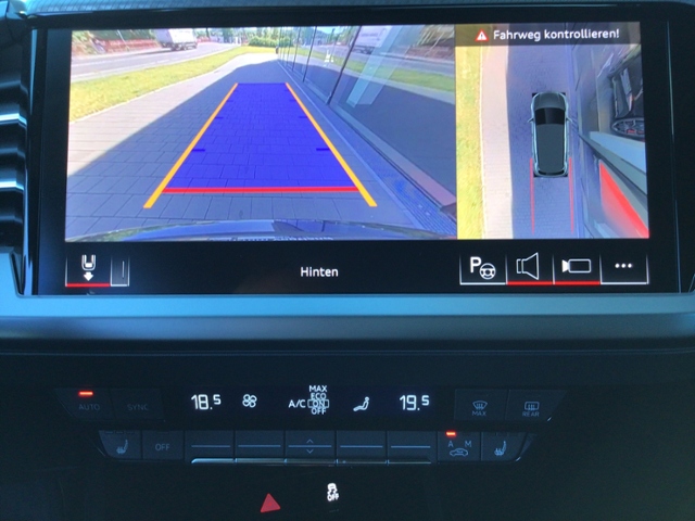 Q4 e-tron 45 82kWh STH/WP/MATRIX/HUD