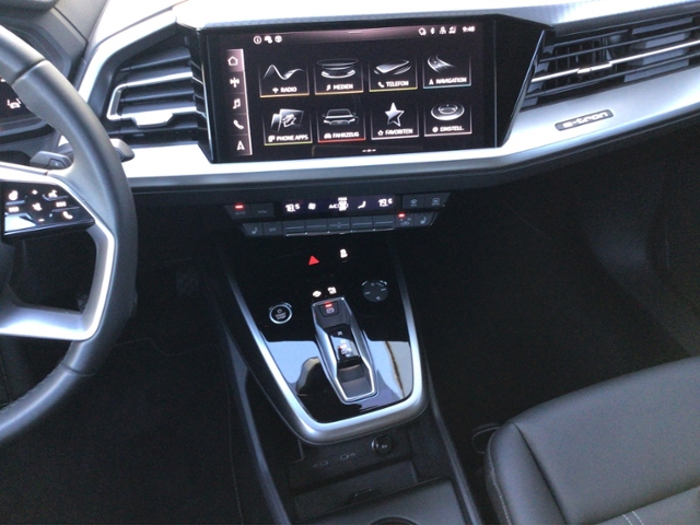 Q4 e-tron 45 82kWh STH/WP/MATRIX/HUD