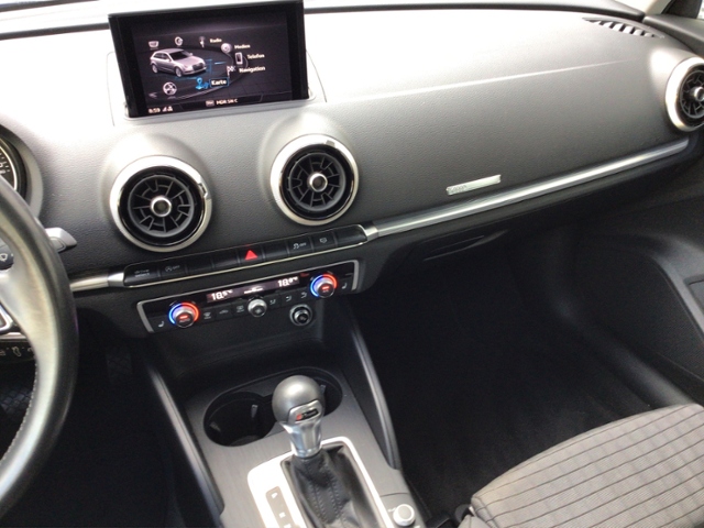 A3 Sportback sport 1.5 TFSI S-tron NAV/GRA/PDC/S