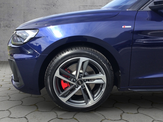 A1 Sportback 40 TFSI S-tronic S-LINE/SONOS/LED