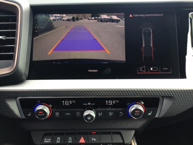 A1 Sportback 40 TFSI S-tronic S-LINE/SONOS/LED