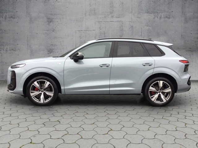 Q3 1.5 TFSI S-tronic S-LINE/LED+/ACC/SHZ