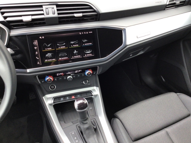 Q3 advanced 35 TFSI S-tronic AHK/ACC/NAV
