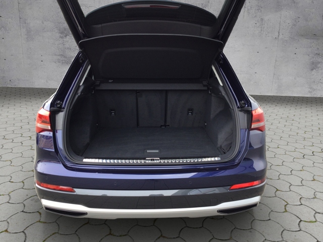 Q3 advanced 35 TFSI S-tronic AHK/ACC/NAV
