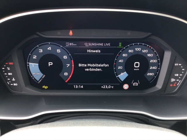 Q3 advanced 35 TFSI S-tron AHK/ACC/AMBIENTE