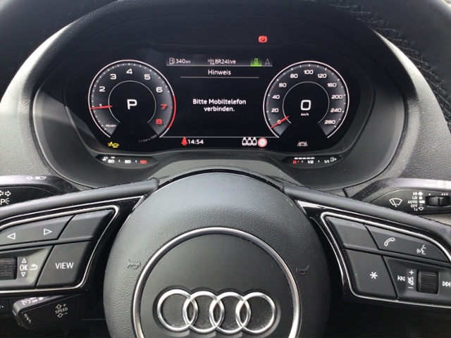 Q2 advanced 35 TFSI S-tron EL.HECK/GRA/NAV