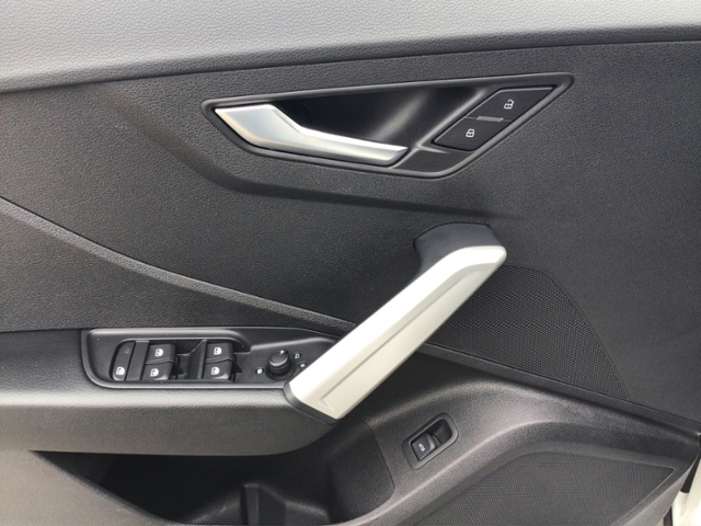 Q2 advanced 35 TFSI S-tron EL.HECK/GRA/NAV