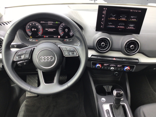 Q2 advanced 35 TFSI S-tron EL.HECK/GRA/NAV