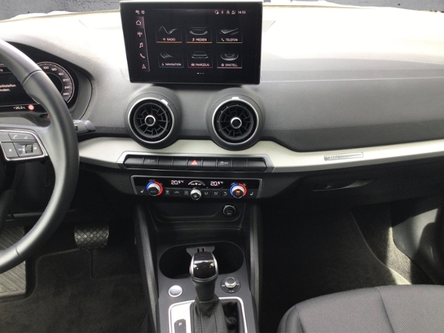 Q2 advanced 35 TFSI S-tron EL.HECK/GRA/NAV