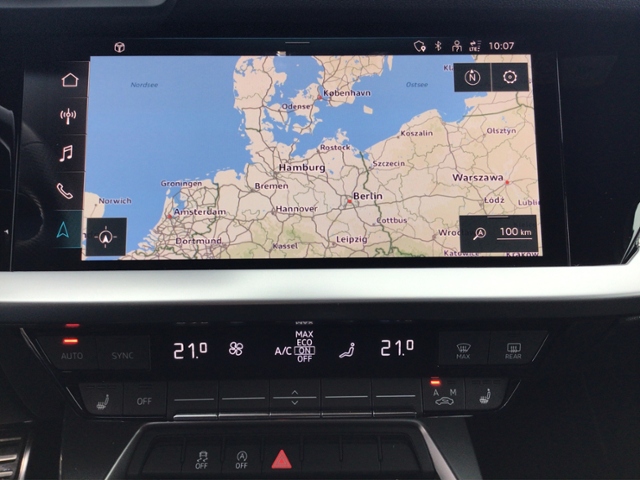 A3 Sportback 35 TFSI S-tronic S-LINE PANO/RFK