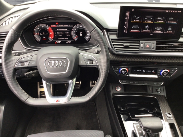 SQ5 3.0 TDI quatt. STH/MATRIX/AHK/RFK